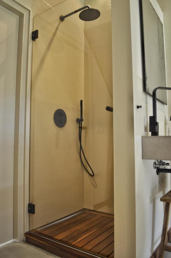 Van Heeckeren Apartments & Suites Buren Buren  Ngoại thất bức ảnh